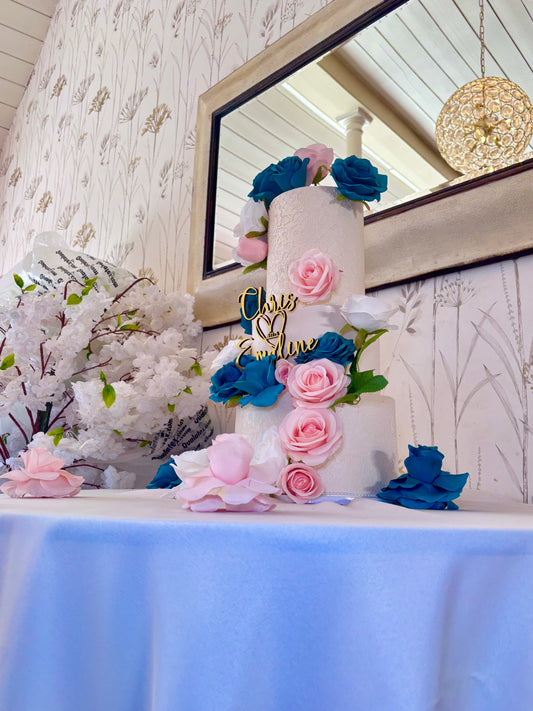 3 tier wedding cake