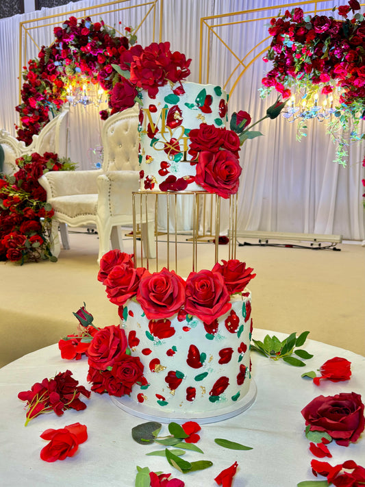 (1) 2 tier cake including golden separator