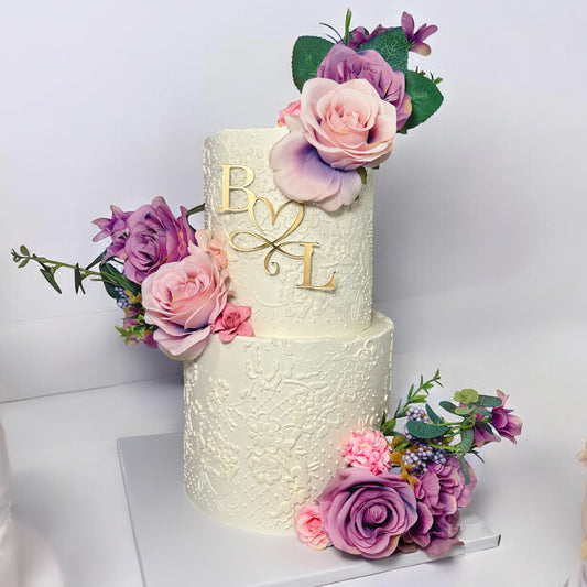 (1) 2 tier cake