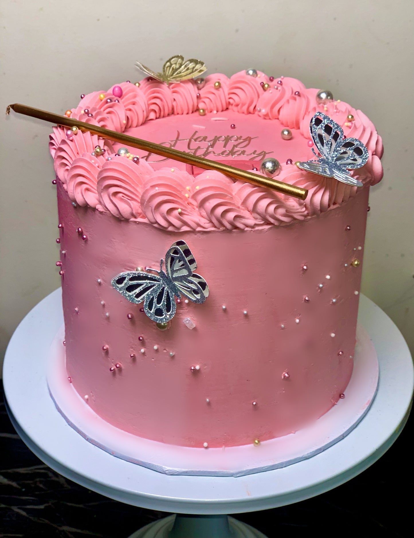 8 Inch Birthday Cake – CakeBaeLondon