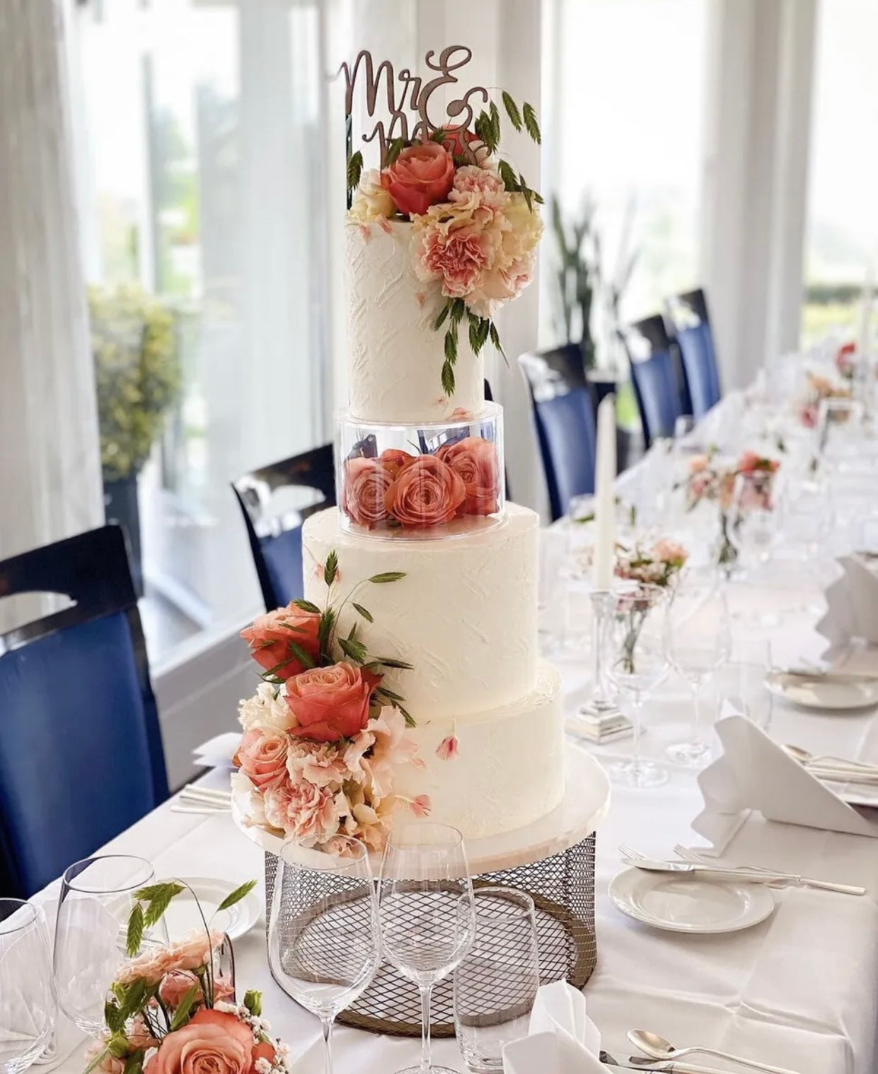 Three Tier Wedding Cake Flower Separator